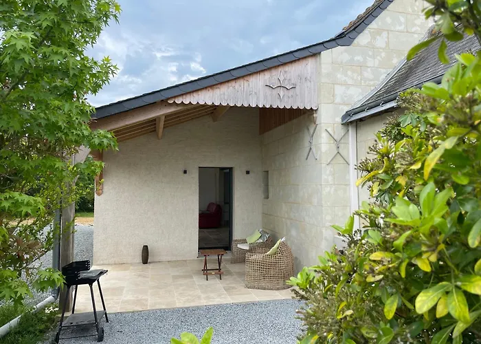 Dom wakacyjny Pierre De Jade